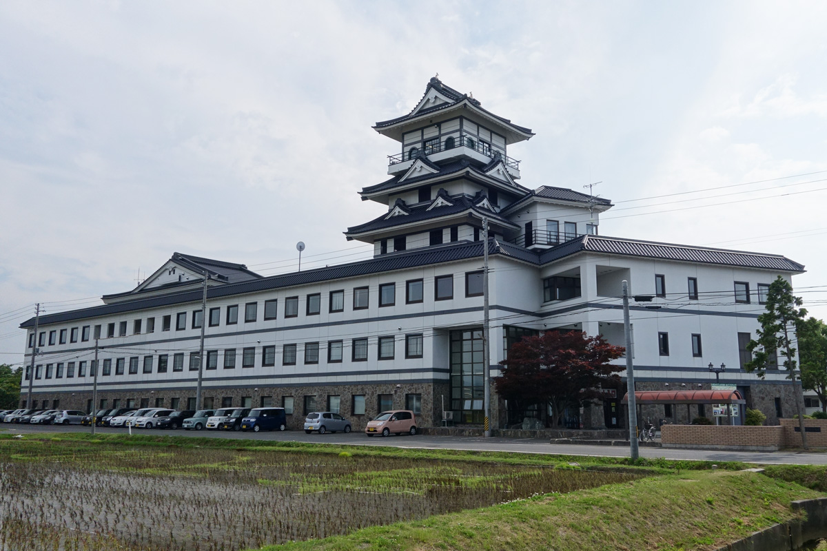 田舎館村の役場