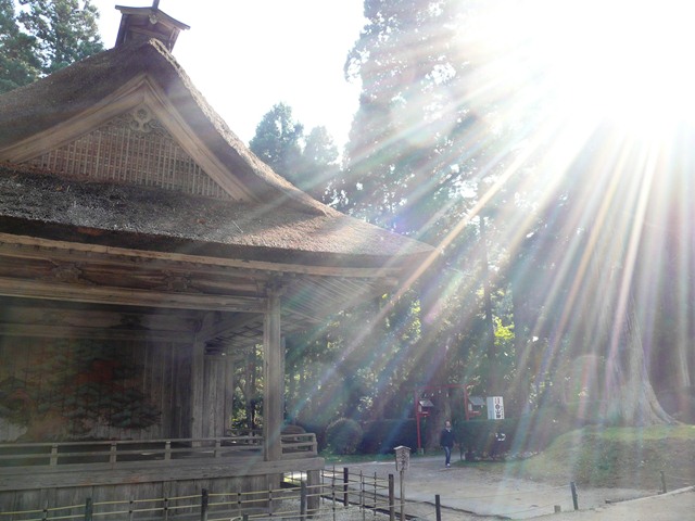 白山神社能楽殿