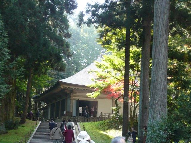 中尊寺金色堂