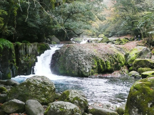 黎明の滝
