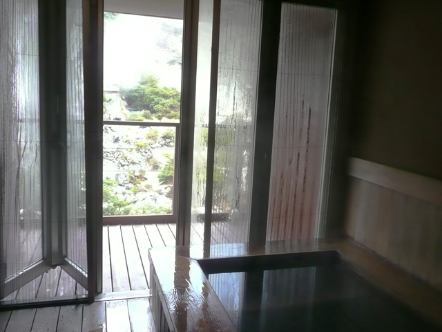 部屋の風呂