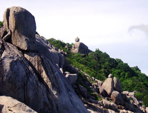 奇岩の島